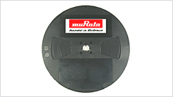 0402 (01005) in mm (inch) supported. Narrow pitch emboss taping (Width: 4mm, Pocket pitch: 1mm)