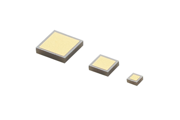 Single Layer Microchip Capacitors