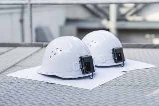 作業者安全モニタリングシステム」に危険エリア侵入検知機能と、Wi-Fi
